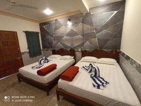 Monica inn residency